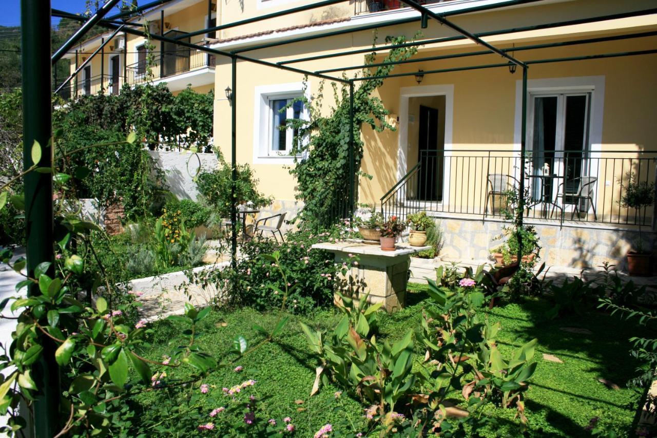 Fotini'S House Apartment Ipsos Bagian luar foto